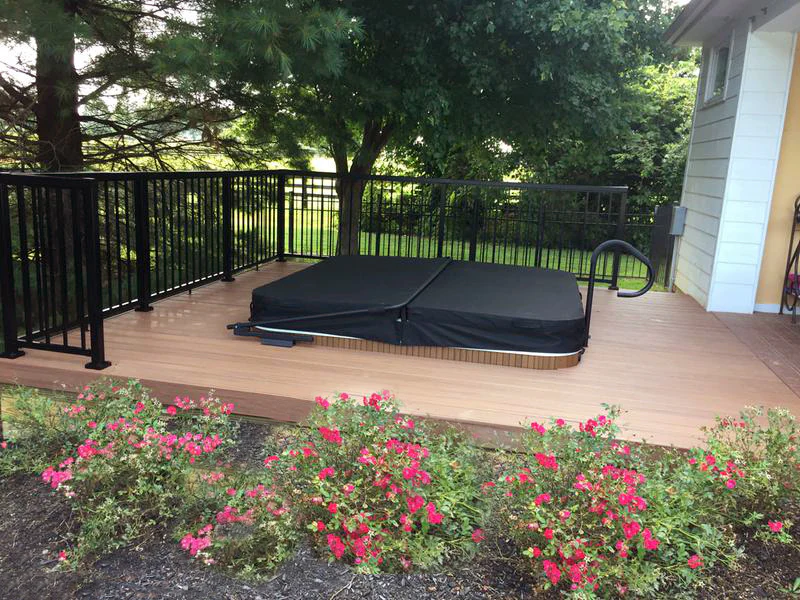Jacuzzi® J385IP™ Hot Tub - Image 12