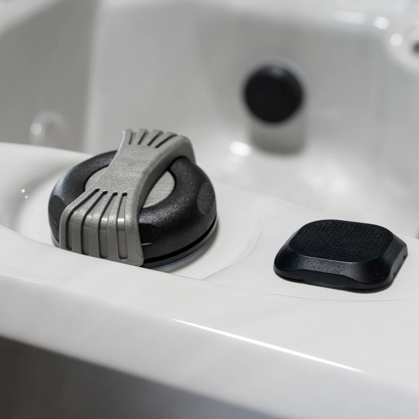 Sun & Soul™ 600™ Hot Tub - Image 7